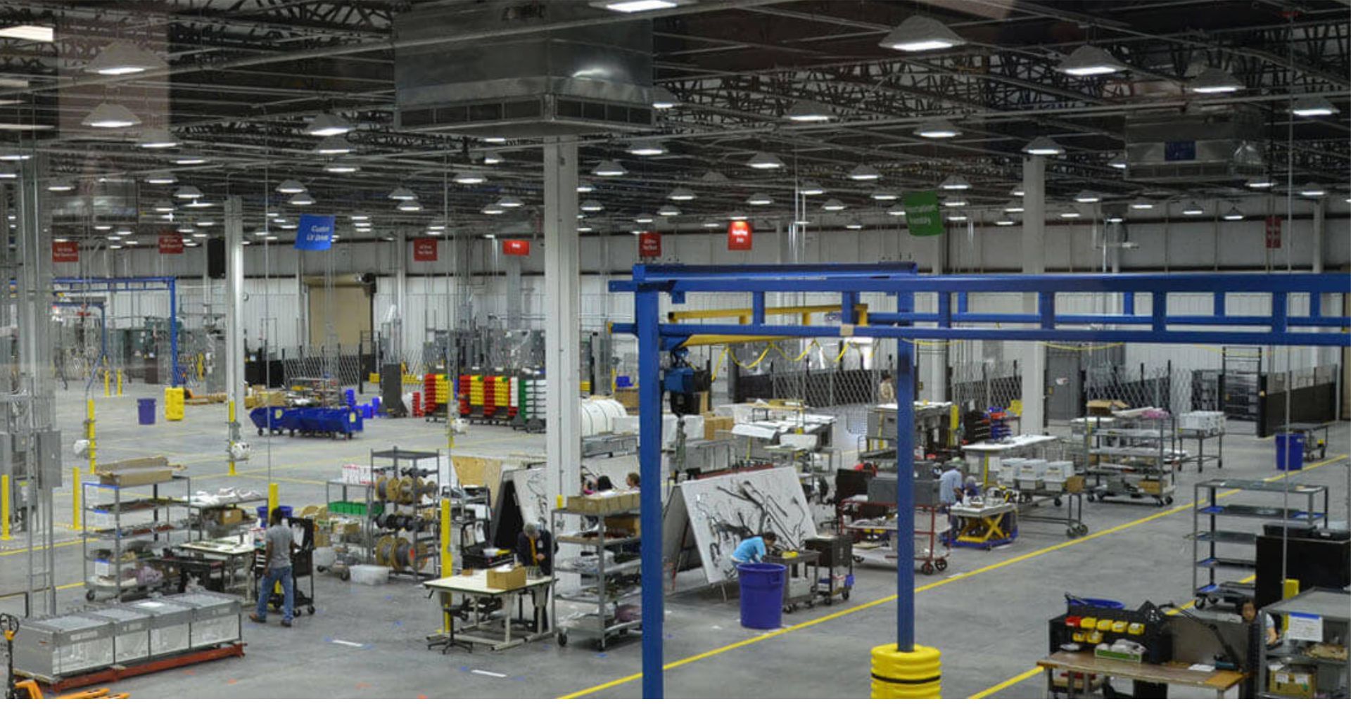 Manufacturer of <br> Laboratory Glassware